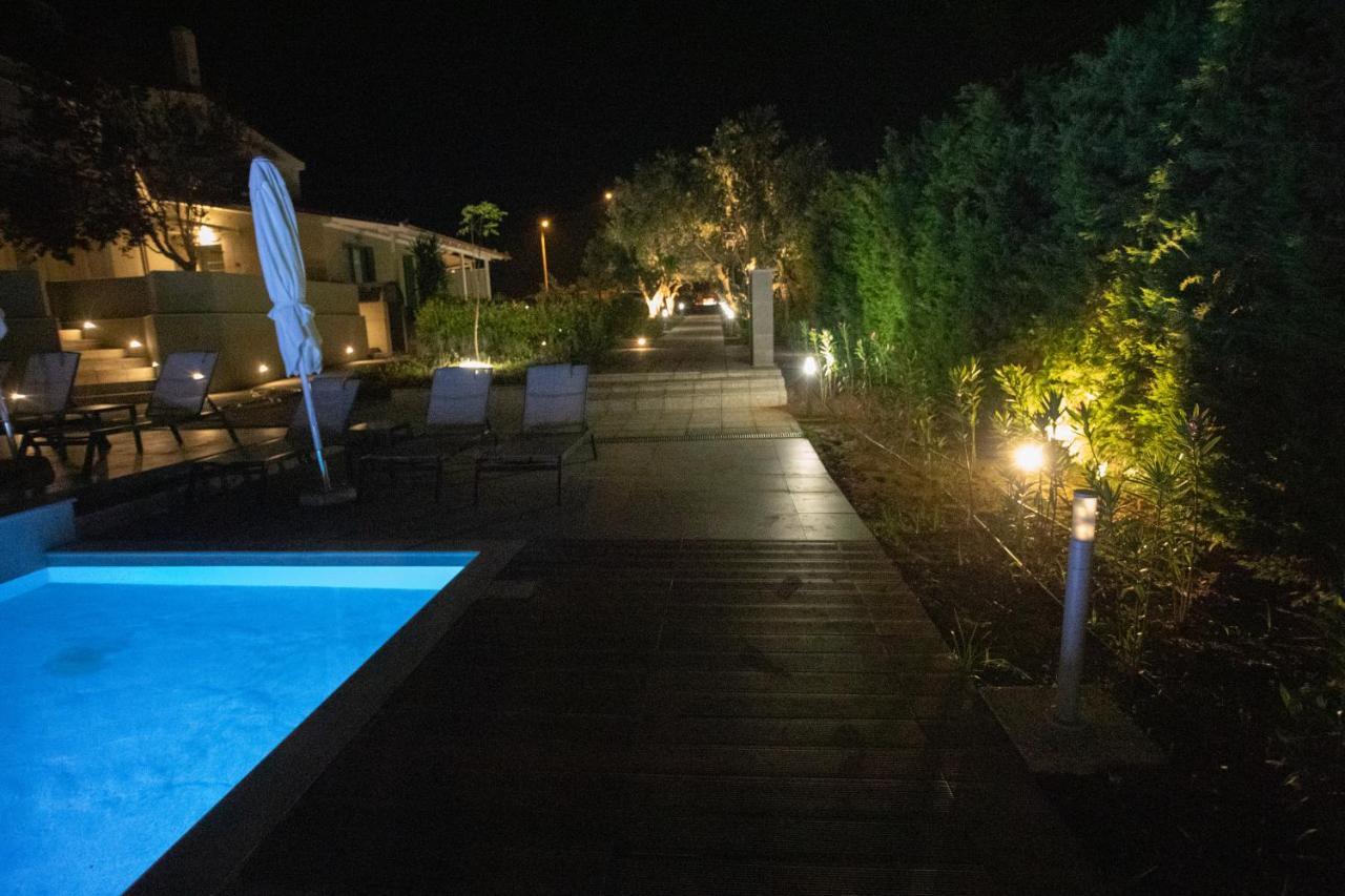 8 Boutique Suites Nea Poteidaia Dış mekan fotoğraf